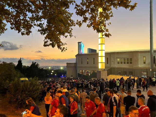 开云体育-【现场】弗利克莱万痛击拜仁，巴萨复仇点燃久违激情