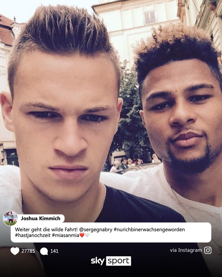 开云官网-基米希社媒晒合照，庆祝格纳布里续约：精彩旅程仍在继续！