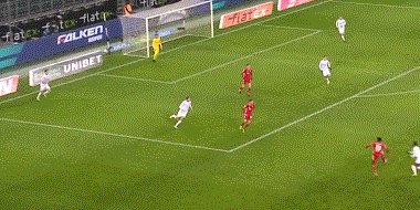 开云在线直播-【德甲】莱万戈雷茨卡先下两城 拜仁遭逆转客负门兴