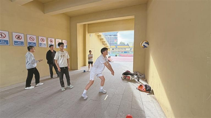 开云下载网址-西安：多方护航   少年逐梦|体育场|西安市人民体育场|体育中考|西安市|陕西省_新浪新闻